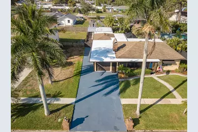 2410 Riverside Drive E, Bradenton, FL 34208 - Photo 67