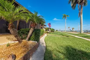 2410 Riverside Dr E, Bradenton, FL 34208 - Photo 57