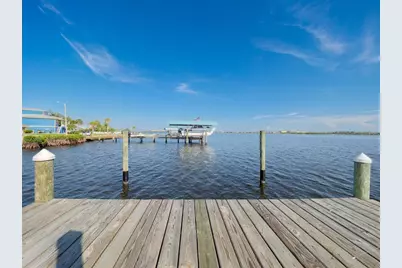 2410 Riverside Drive E, Bradenton, FL 34208 - Photo 67