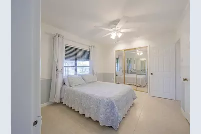 2410 Riverside Drive E, Bradenton, FL 34208 - Photo 19