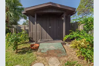 2410 Riverside Drive E, Bradenton, FL 34208 - Photo 49