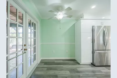 2410 Riverside Drive E, Bradenton, FL 34208 - Photo 19