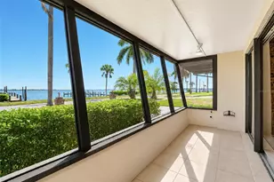 2410 Riverside Dr E, Bradenton, FL 34208 - Photo 9