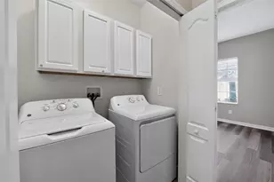 1717 Trailwater St, Ruskin, FL 33570 - Photo 17