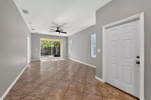 1717 Trailwater St, Ruskin, FL 33570 - Photo 7