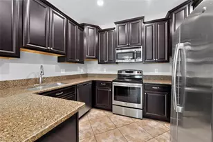 1717 Trailwater St, Ruskin, FL 33570 - Photo 3