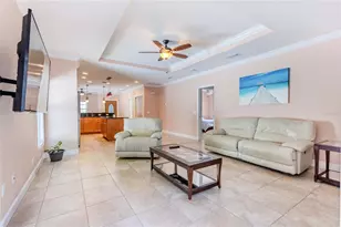 2920 Edgewood Ln, Sarasota, FL 34231 - Photo 9