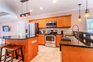 2920 Edgewood Ln, Sarasota, FL 34231 - Photo 5