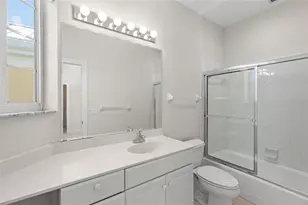 3954 Hamilton Club Cir, Sarasota, FL 34242 - Photo 29
