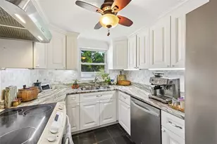 329 Bay Vista Ave, Osprey, FL 34229 - Photo 11