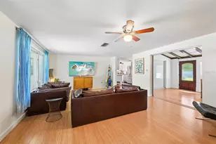 329 Bay Vista Ave, Osprey, FL 34229 - Photo 5