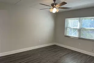 270 Santa Maria St, Venice, FL 34285 - Photo 17