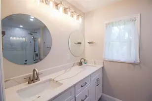 691 Russell St, Longboat Key, FL 34228 - Photo 21