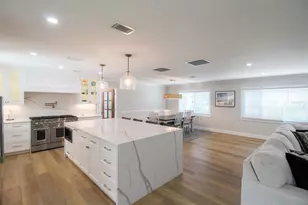 691 Russell St, Longboat Key, FL 34228 - Photo 27