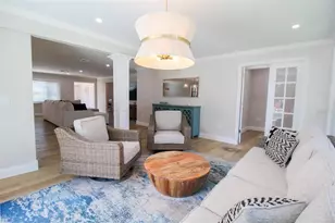 691 Russell St, Longboat Key, FL 34228 - Photo 33