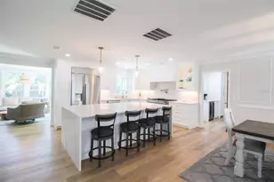 691 Russell St, Longboat Key, FL 34228 - Photo 29