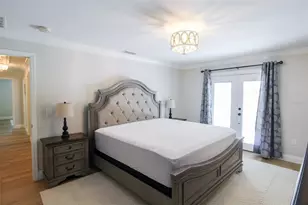 691 Russell St, Longboat Key, FL 34228 - Photo 19