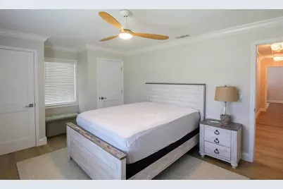 691 Russell Street, Longboat Key, FL 34228 - Photo 11