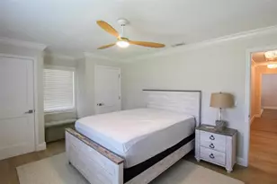 691 Russell St, Longboat Key, FL 34228 - Photo 11