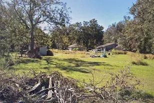 109 SW Dr Martin Luther King Jr St, Fort Meade, FL 33841 - Photo 1
