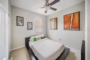 3760 Parkridge Cir, Sarasota, FL 34243 - Photo 15