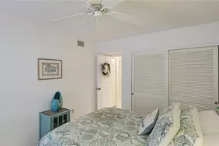 1109 Edgewater Cir, Bradenton, FL 34209 - Photo 23