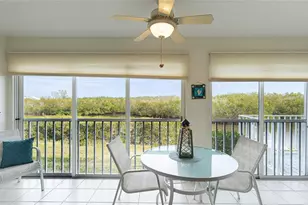 1109 Edgewater Cir, Bradenton, FL 34209 - Photo 9