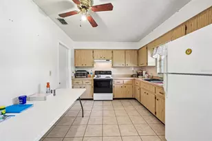 107 67th St NE, Bradenton, FL 34208 - Photo 11