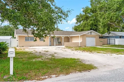 537 Melody Circle, Sarasota, FL 34237 - Photo 3