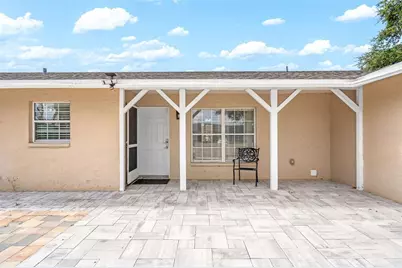 537 Melody Circle, Sarasota, FL 34237 - Photo 5