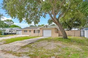537 Melody Cir, Sarasota, FL 34237 - Photo 1
