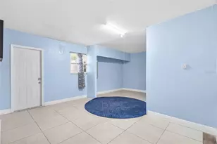537 Melody Cir, Sarasota, FL 34237 - Photo 25