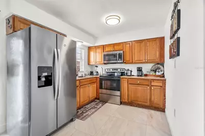 537 Melody Circle, Sarasota, FL 34237 - Photo 11