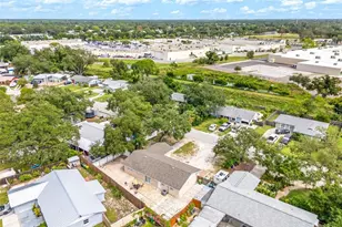 537 Melody Cir, Sarasota, FL 34237 - Photo 41