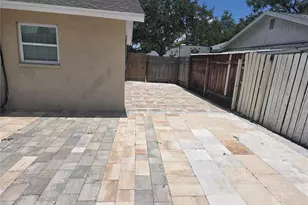 537 Melody Cir, Sarasota, FL 34237 - Photo 15