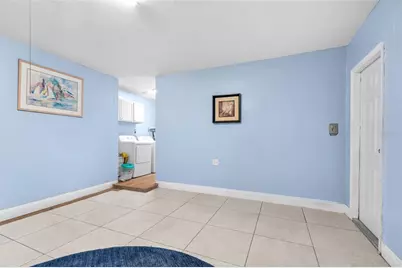 537 Melody Circle, Sarasota, FL 34237 - Photo 33