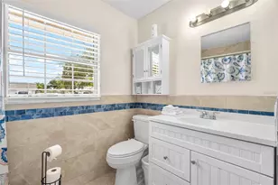 537 Melody Cir, Sarasota, FL 34237 - Photo 15