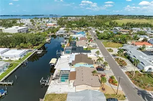 9907 Royal Palm Dr, Bradenton, FL 34210 - Photo 51