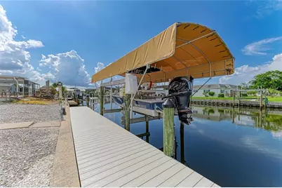 9907 Royal Palm Drive, Bradenton, FL 34210 - Photo 45