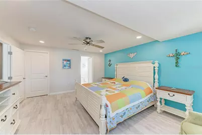 9907 Royal Palm Drive, Bradenton, FL 34210 - Photo 19