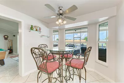 9907 Royal Palm Drive, Bradenton, FL 34210 - Photo 17