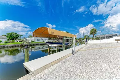 9907 Royal Palm Drive, Bradenton, FL 34210 - Photo 43