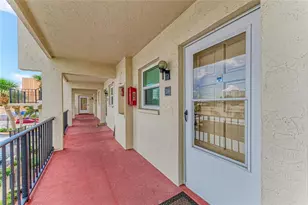 220 Santa Maria St, Venice, FL 34285 - Photo 7