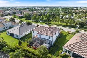 12120 Gannett Pl, Lakewood Ranch, FL 34211 - Photo 5