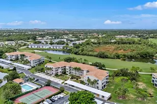 9620 Club S Cir, Sarasota, FL 34238 - Photo 25