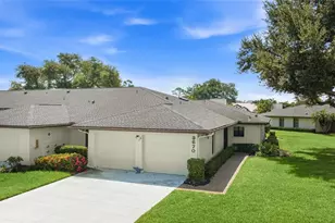 3670 Glen Eagle Dr, Sarasota, FL 34238 - Photo 1