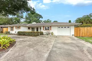 4735 Remington Dr, Sarasota, FL 34234 - Photo 3