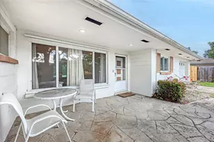 4735 Remington Dr, Sarasota, FL 34234 - Photo 5