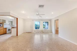 4735 Remington Dr, Sarasota, FL 34234 - Photo 9