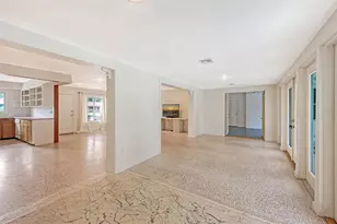 4735 Remington Dr, Sarasota, FL 34234 - Photo 15
